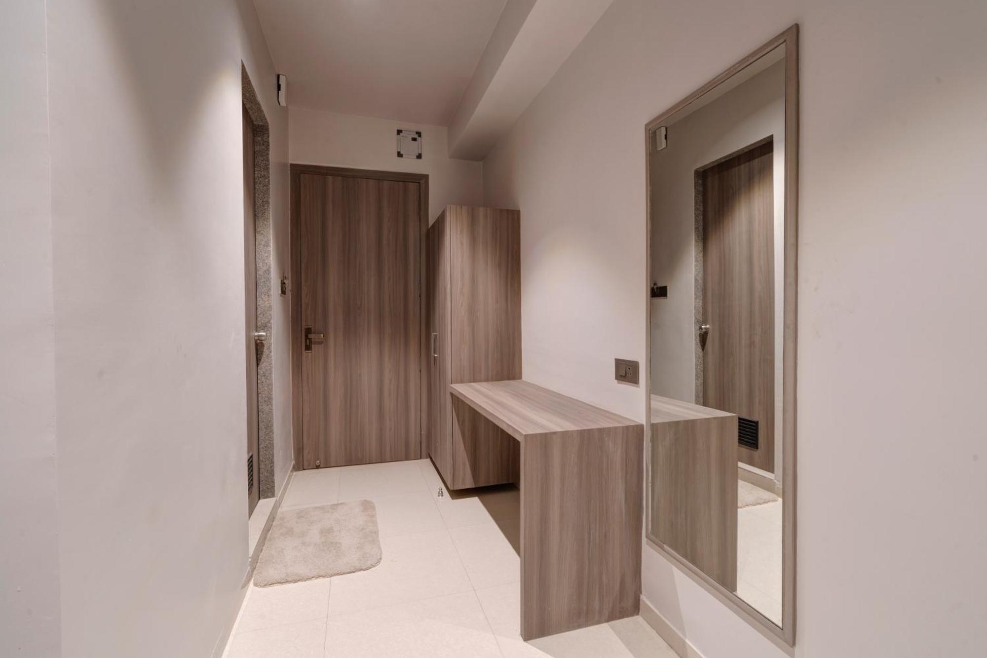 Hotel Sparsh Divine 阿穆达巴 外观 照片